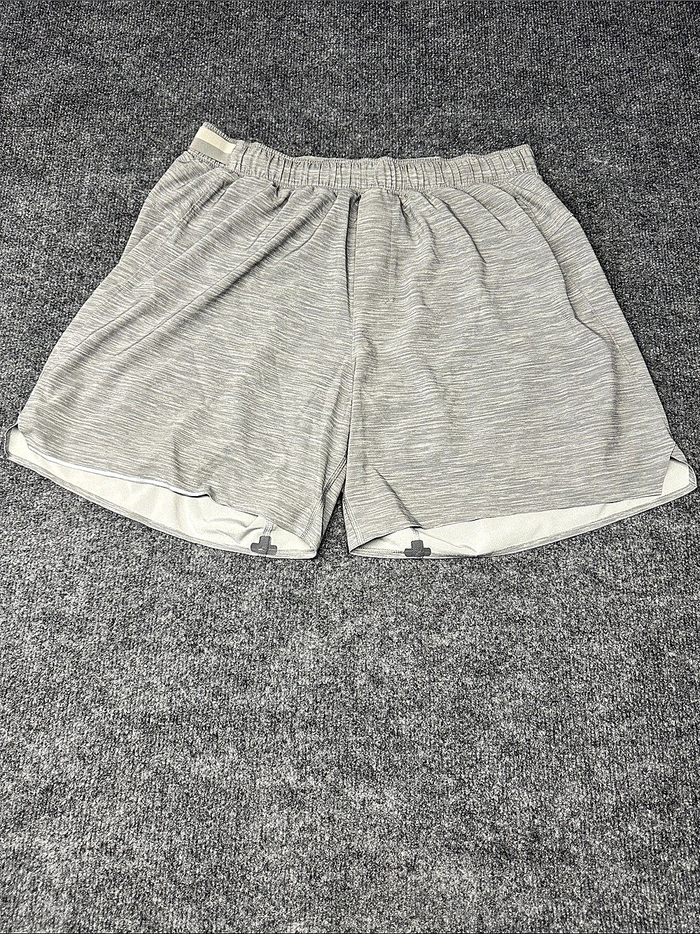 lululemon Athletic Shorts in Gray